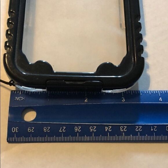 3/$15 or 5/$20 Waterproof phone case (fit an iPhone 6plus) - Picture 5 of 6